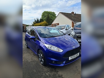 Used Ford Fiesta 2015 for sale - 78403272: Photo