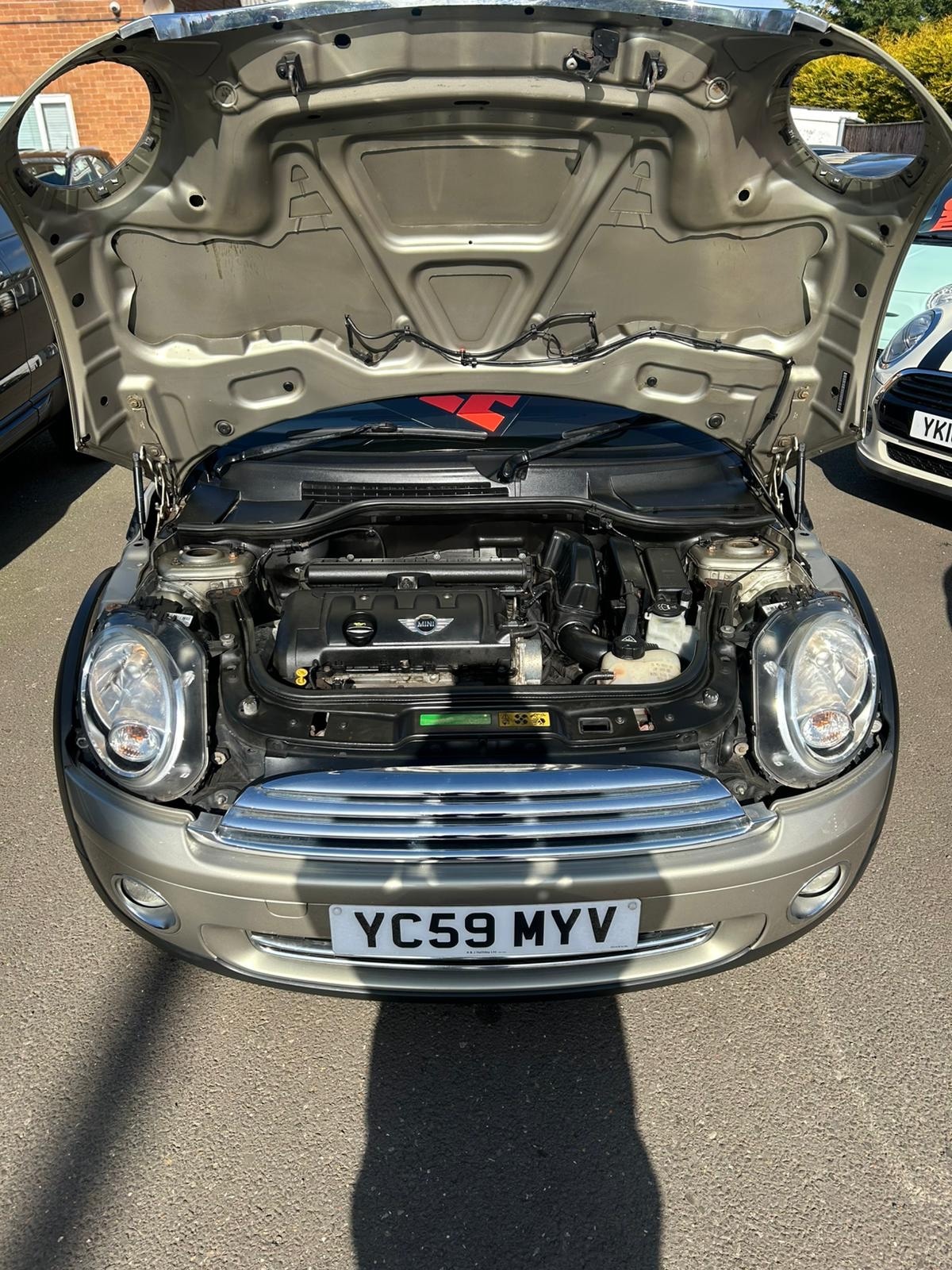 Used MINI Convertible 2009 for sale - 78146085: Photo 11