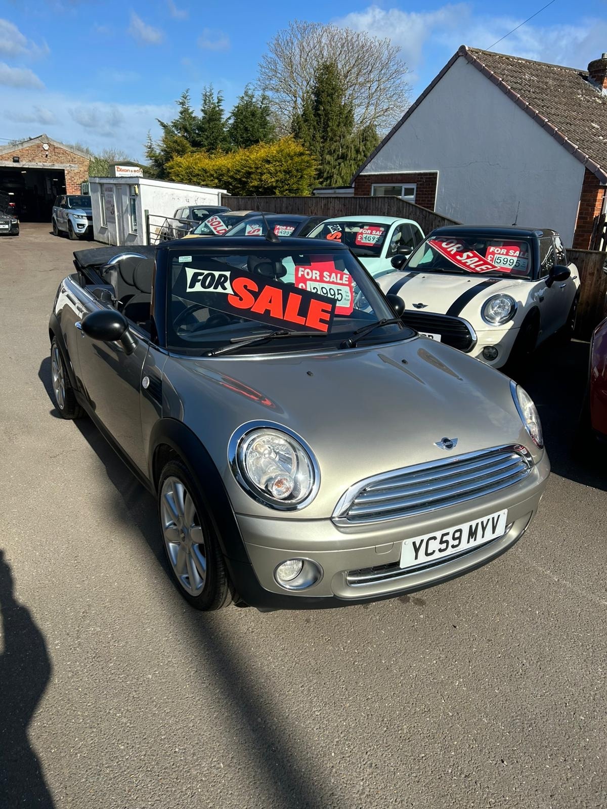 Used MINI Convertible 2009 for sale - 78146085: Photo 3
