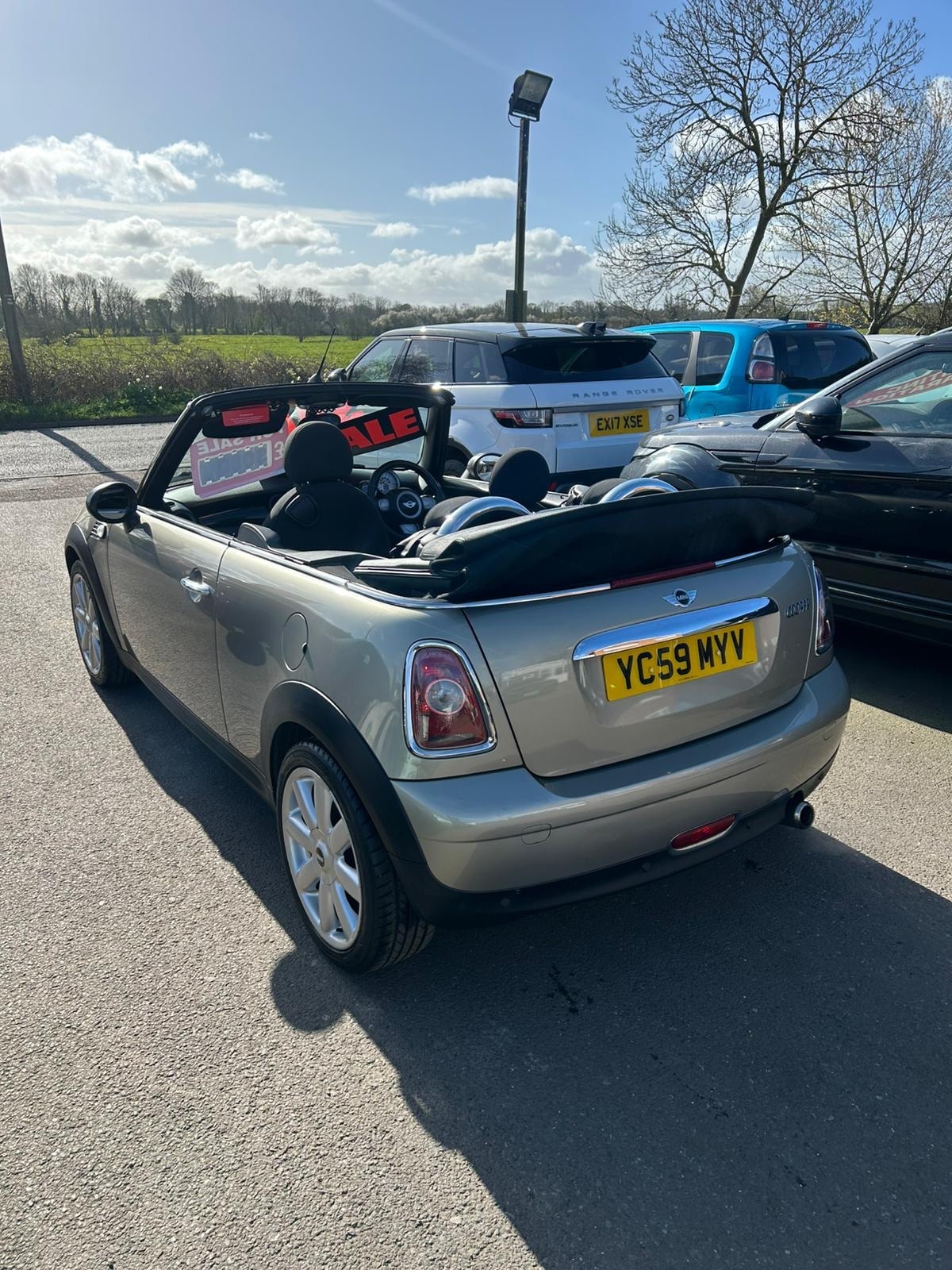 Used MINI Convertible 2009 for sale - 78146085: Photo 6
