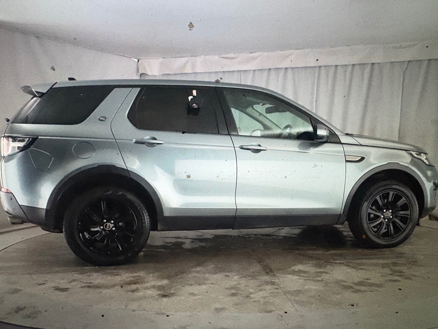 Used Land Rover Discovery Sport 2016 for sale - 76799593: Photo 5