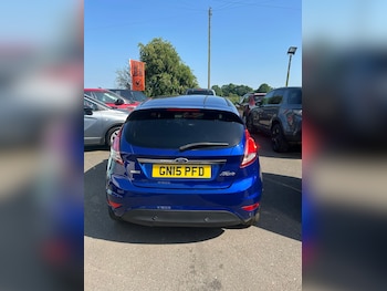 Used Ford Fiesta 2015 for sale - 78744146: Photo