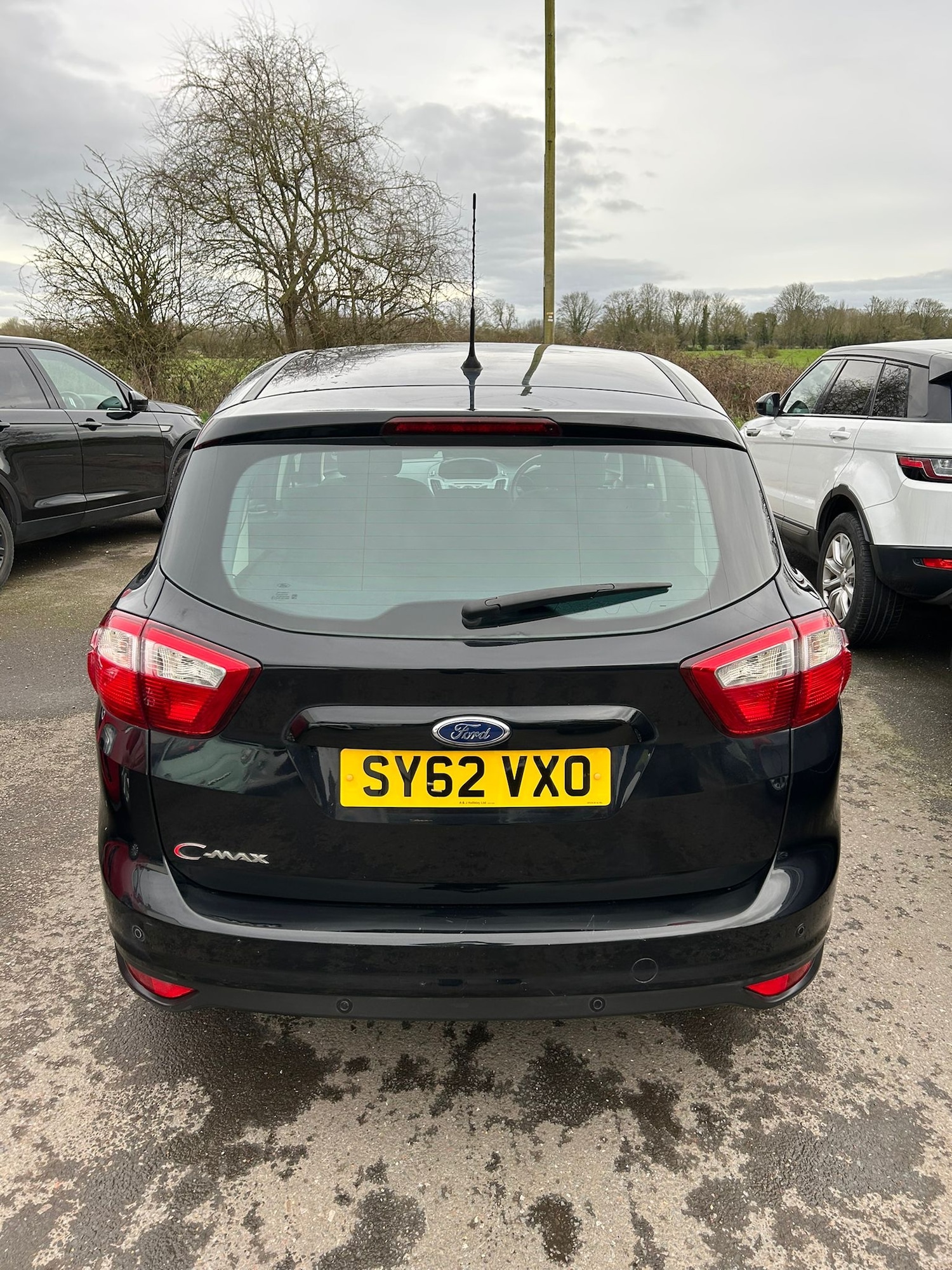 Used Ford C-Max 2012 for sale - 77637117: Photo 4