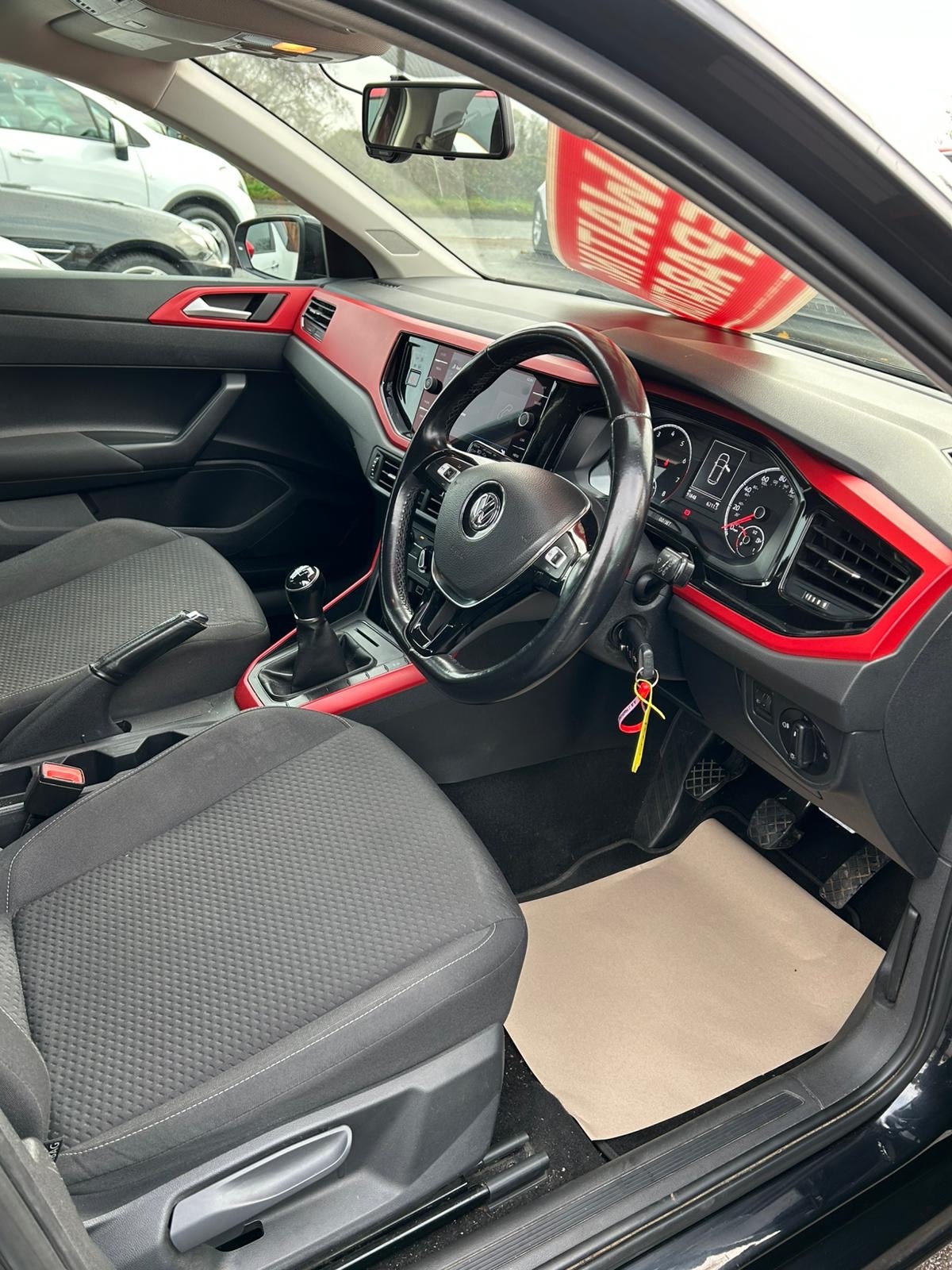 Used Volkswagen Polo 2019 for sale - 76596650: Photo 3