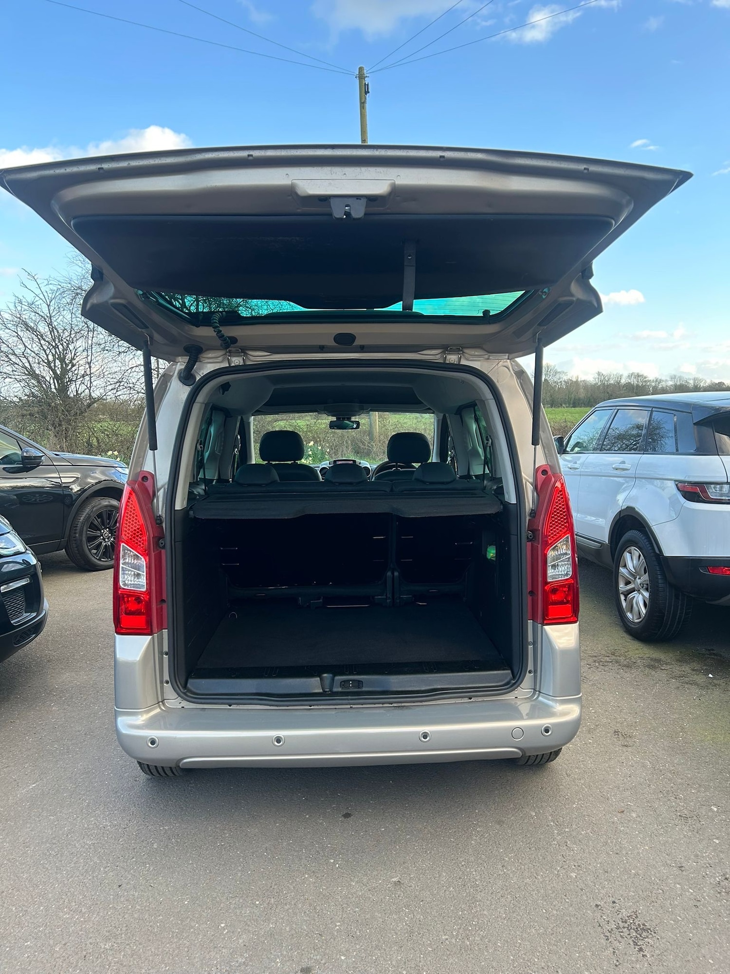 Used Peugeot Partner Tepee 2011 for sale - 77851739: Photo 11