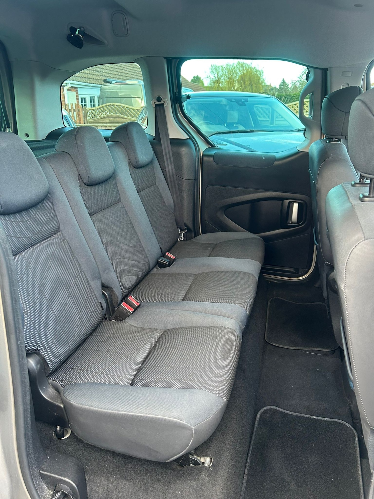 Used Peugeot Partner Tepee 2011 for sale - 77851739: Photo 12