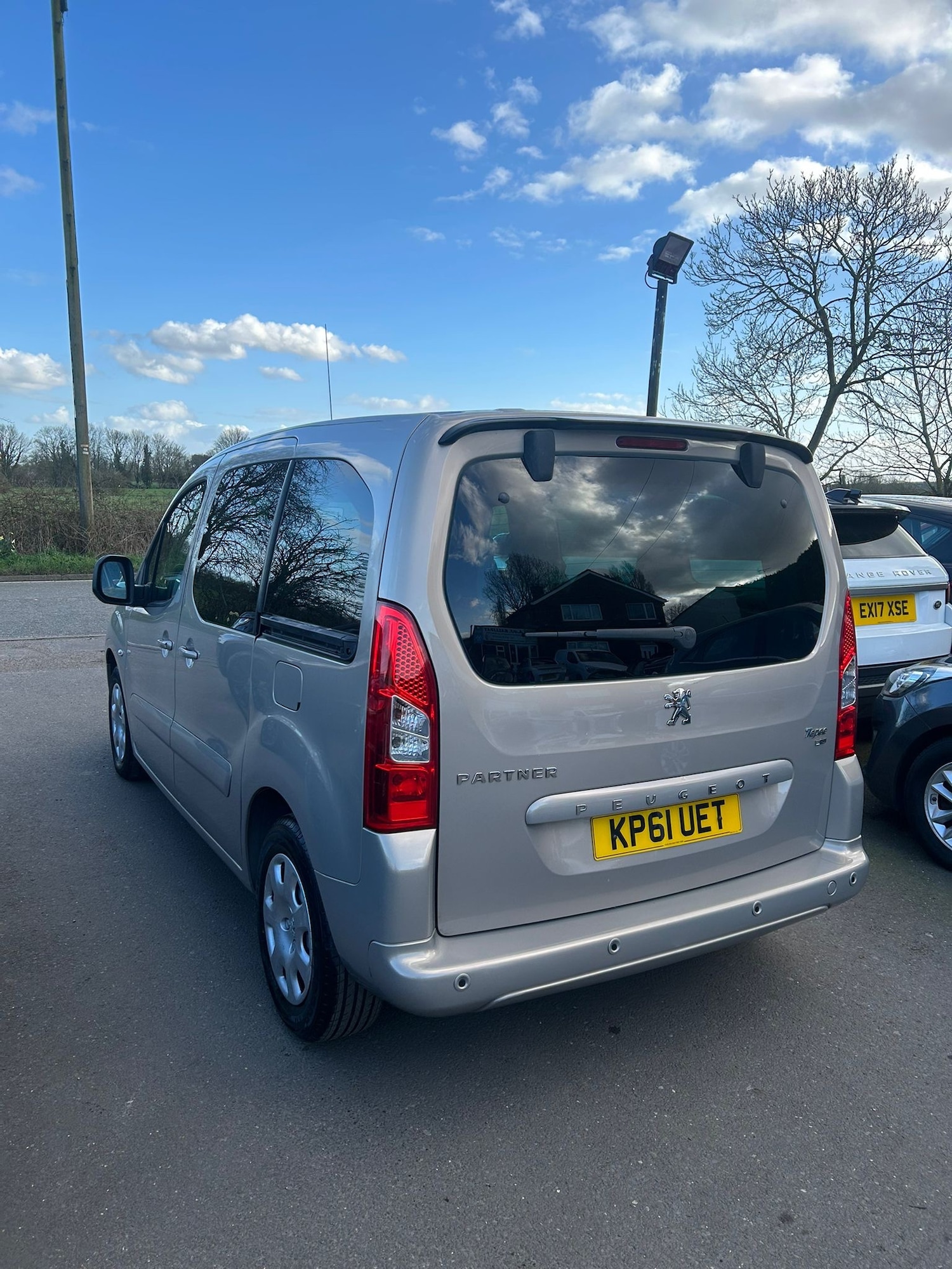 Used Peugeot Partner Tepee 2011 for sale - 77851739: Photo 4