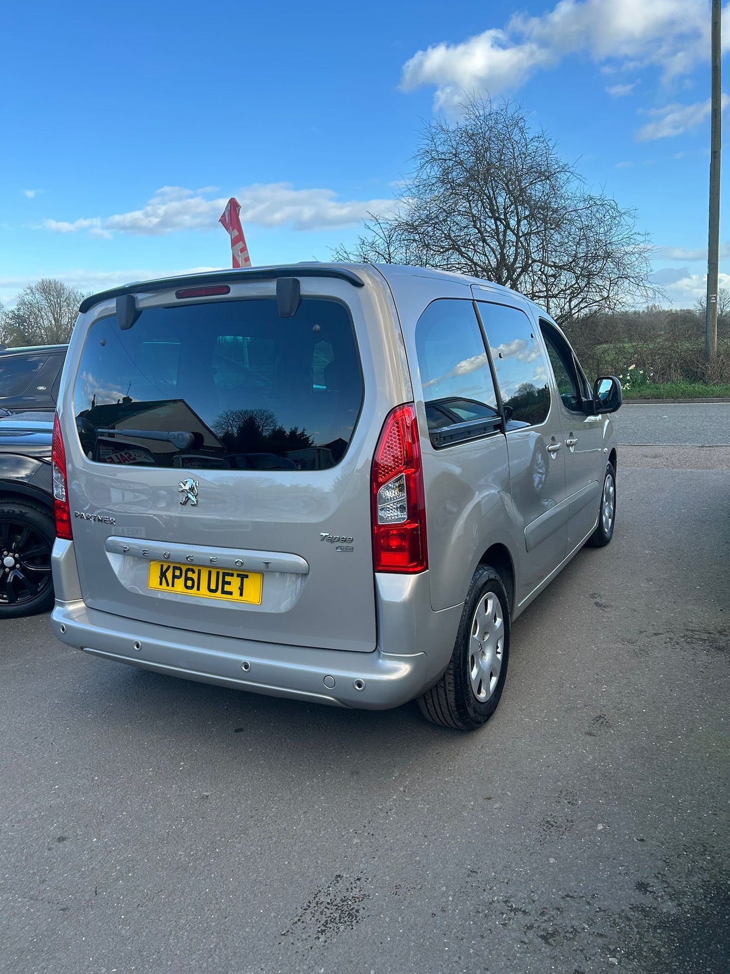 Used Peugeot Partner Tepee 2011 for sale - 77851739: Photo 5