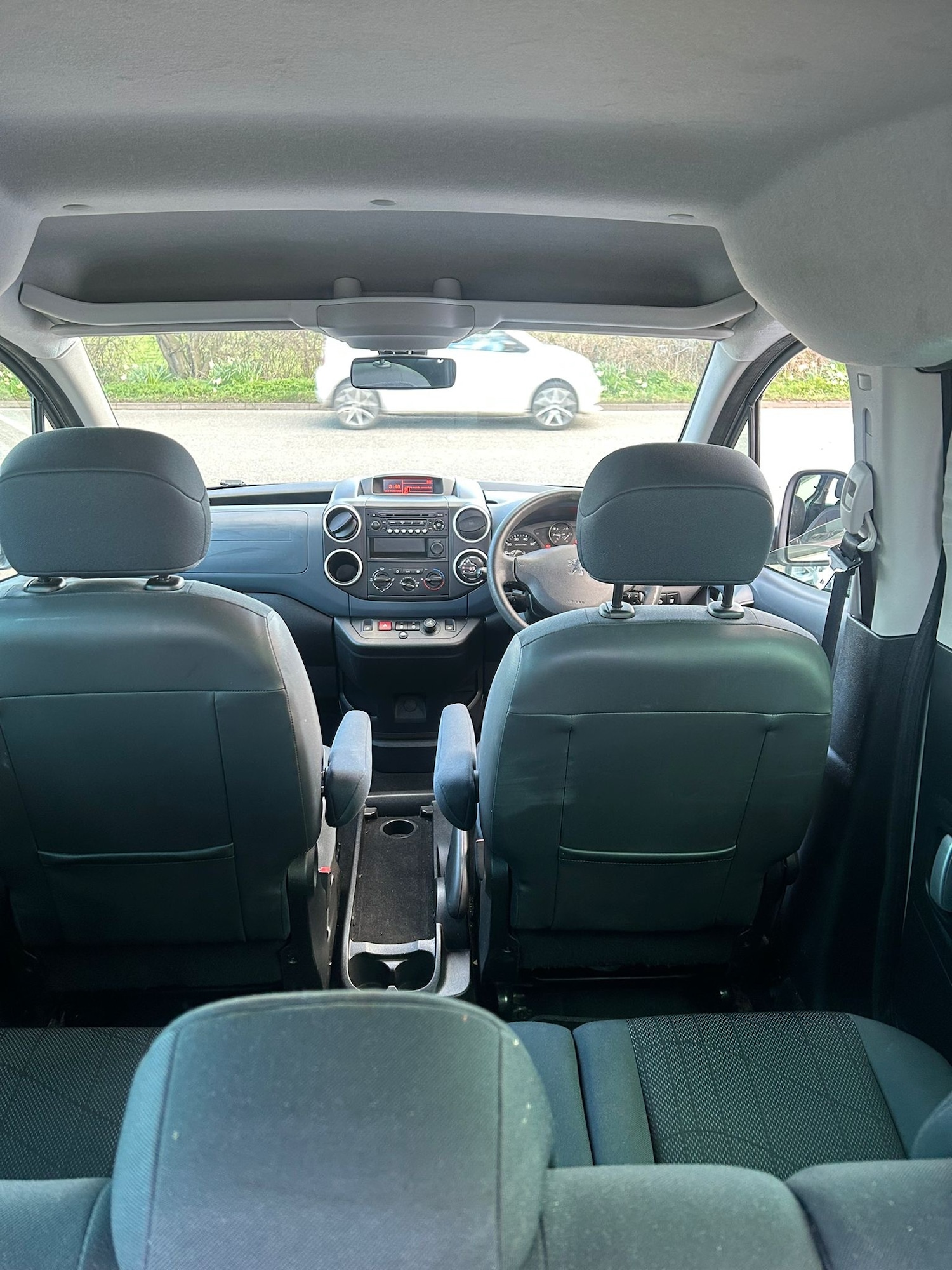 Used Peugeot Partner Tepee 2011 for sale - 77851739: Photo 9