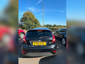 Used Ford Fiesta 2010 for sale - 79543920: Photo