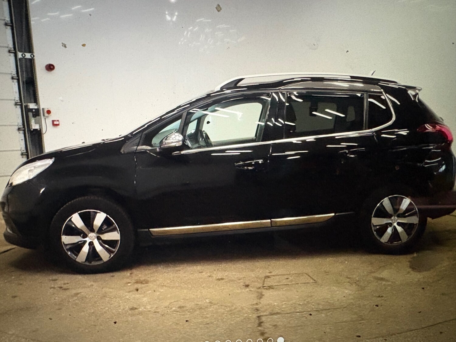 Used Peugeot 2008 2016 for sale - 76225390: Photo 8