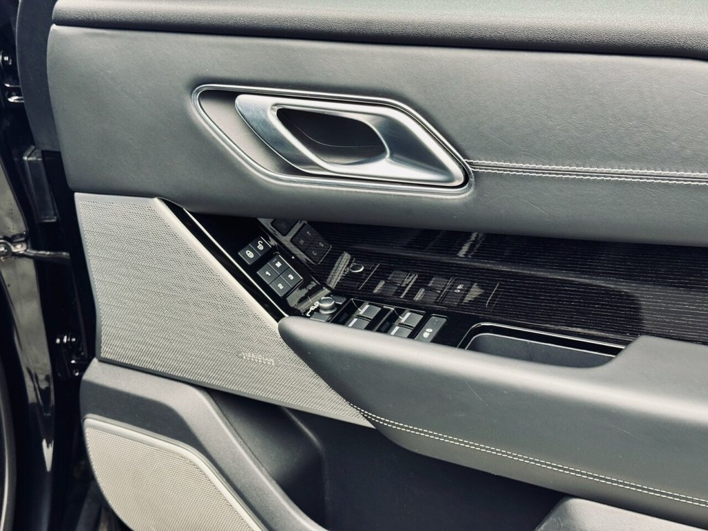 Used Land Rover Range Rover Velar 2020 for sale - 77153158: Photo 31