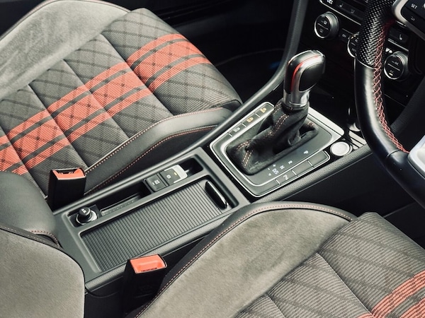 Used Volkswagen Golf 2019 for sale - 76105671: Photo 24
