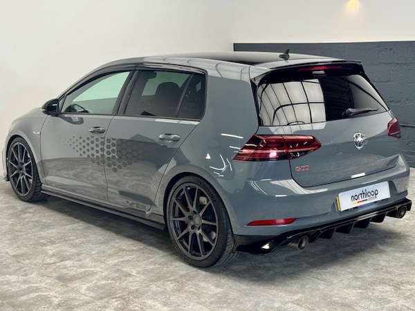 Used Volkswagen Golf 2019 for sale - 76105671: Photo 32