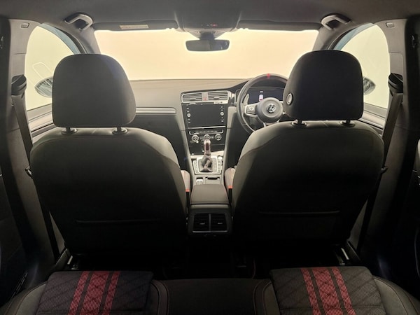 Used Volkswagen Golf 2019 for sale - 76105671: Photo 41