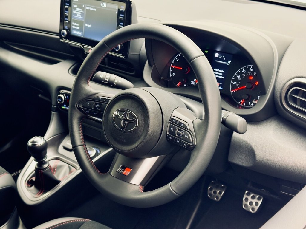 Used Toyota Yaris 2023 for sale - 77534292: Photo 12