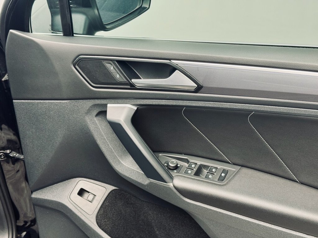 Used Volkswagen Tiguan 2017 for sale - 76820183: Photo 43