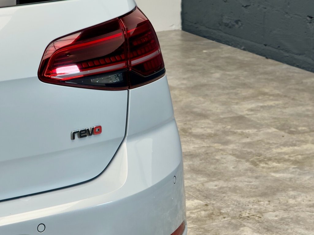 Used Volkswagen Golf 2017 for sale - 76604559: Photo 11