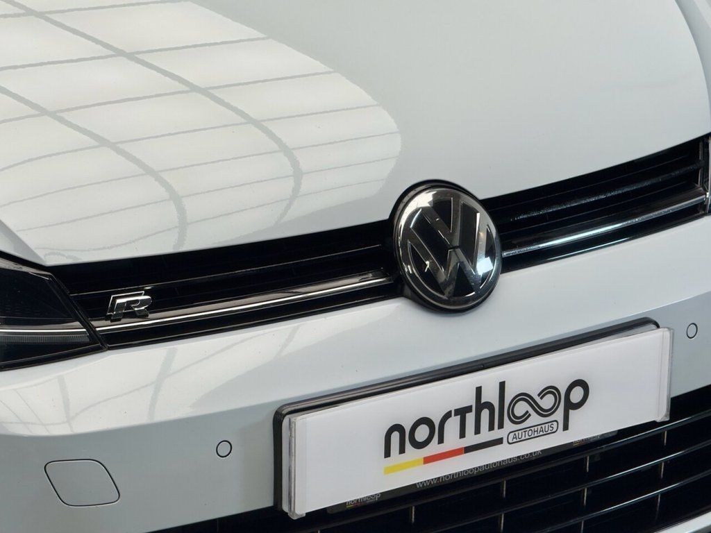 Used Volkswagen Golf 2017 for sale - 76604559: Photo 39