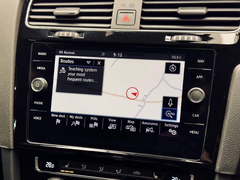 Used Volkswagen Golf 2019 for sale - 76570012: Photo 15