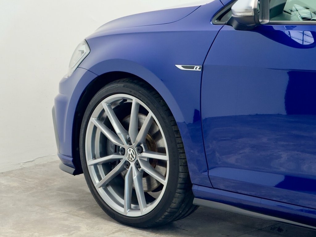 Used Volkswagen Golf 2019 for sale - 76570012: Photo 24