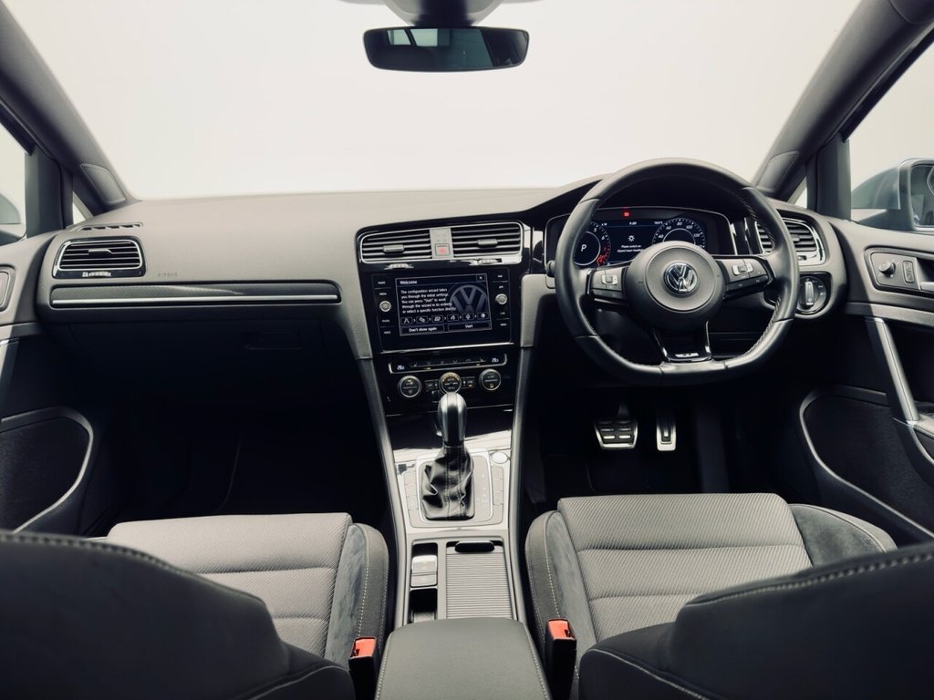 Used Volkswagen Golf 2019 for sale - 76570012: Photo 4