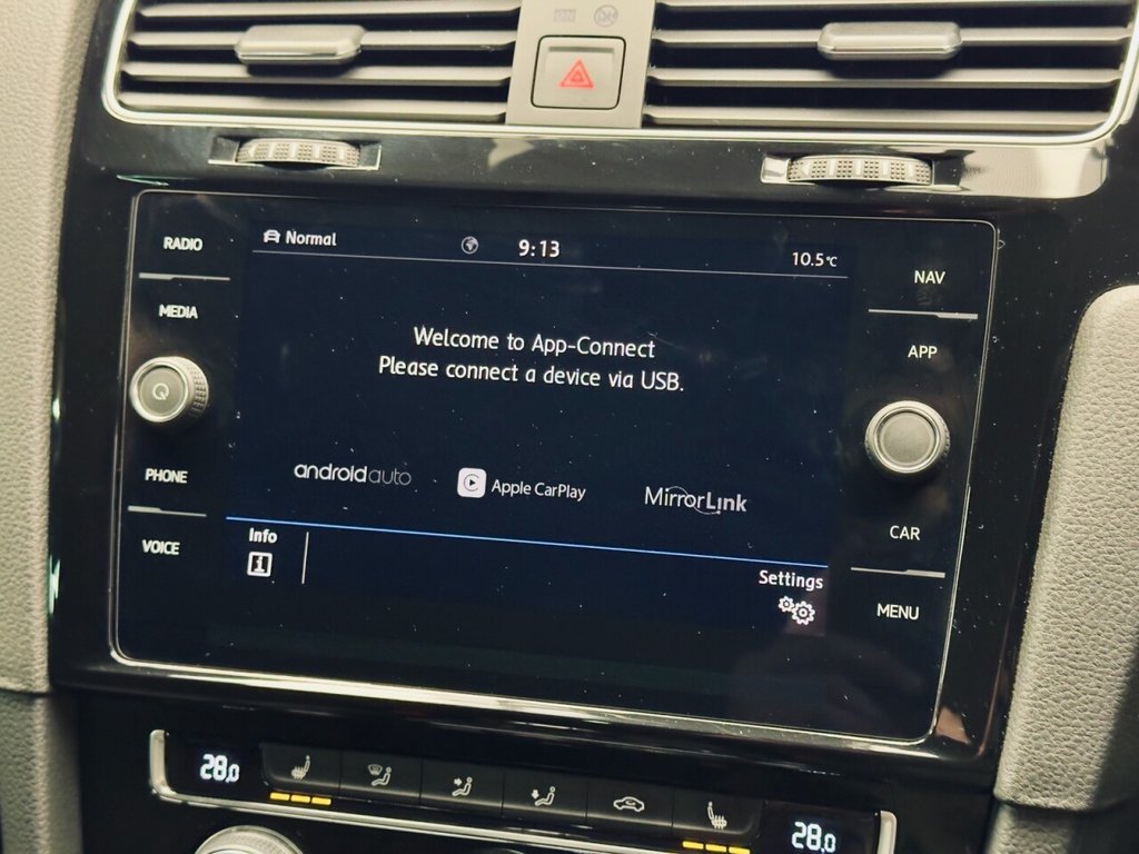 Used Volkswagen Golf 2019 for sale - 76570012: Photo 6