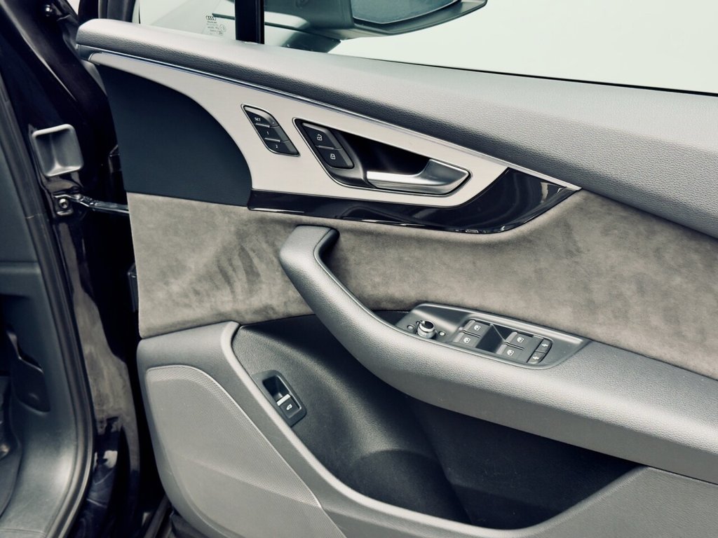 Used Audi Q7 2018 for sale - 77436680: Photo 29