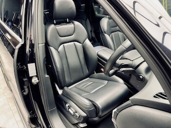 Used Audi Q7 2018 for sale - 77436680: Photo