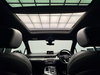 Used Audi Q7 2018 for sale - 77436680: Photo