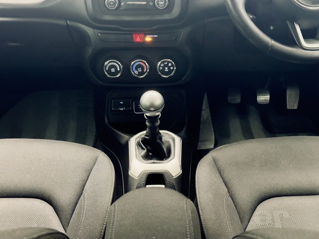 Used Jeep Renegade 2016 for sale - 77121419: Photo 19