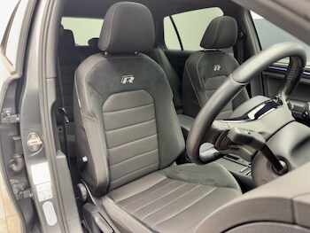 Used Volkswagen Golf 2019 for sale - 78134367: Photo