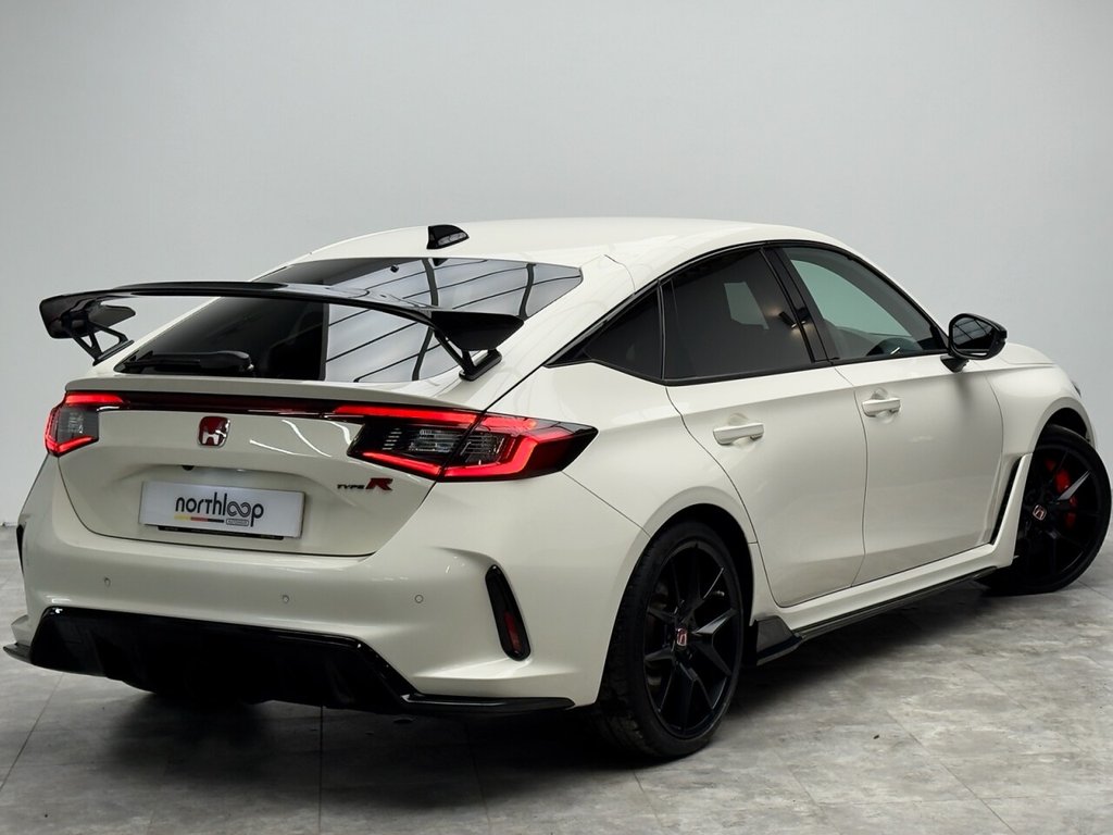 Used Honda Civic 2023 for sale - 76686605: Photo 2