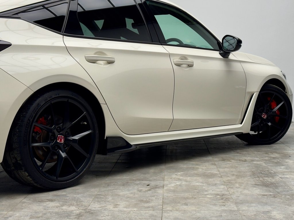 Used Honda Civic 2023 for sale - 76686605: Photo 25