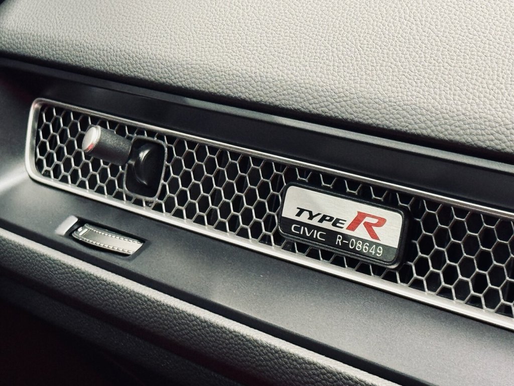 Used Honda Civic 2023 for sale - 76686605: Photo 26
