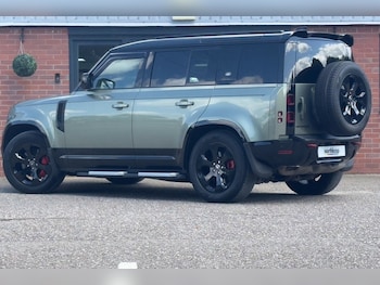 Used Land Rover Defender 110 2022 for sale - 75171244: Photo