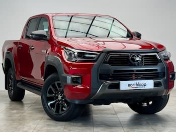 Used Toyota Hilux 2023 for sale - 79695257: Photo
