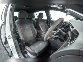Used Volkswagen Golf 2019 for sale - 78828754: Photo