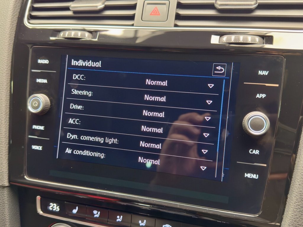 Used Volkswagen Golf 2019 for sale - 77820913: Photo 12