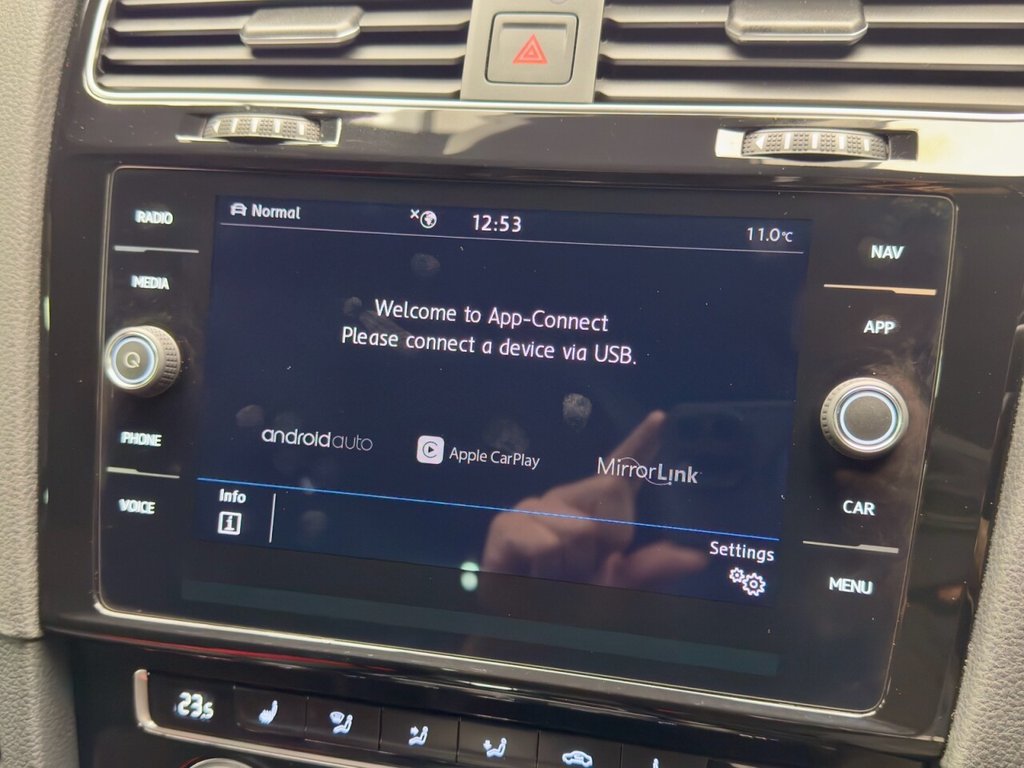 Used Volkswagen Golf 2019 for sale - 77820913: Photo 23