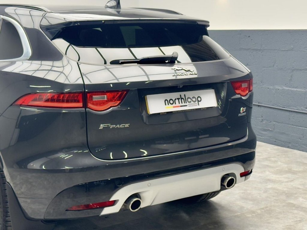 Used Jaguar F-Pace 2016 for sale - 76590795: Photo 14