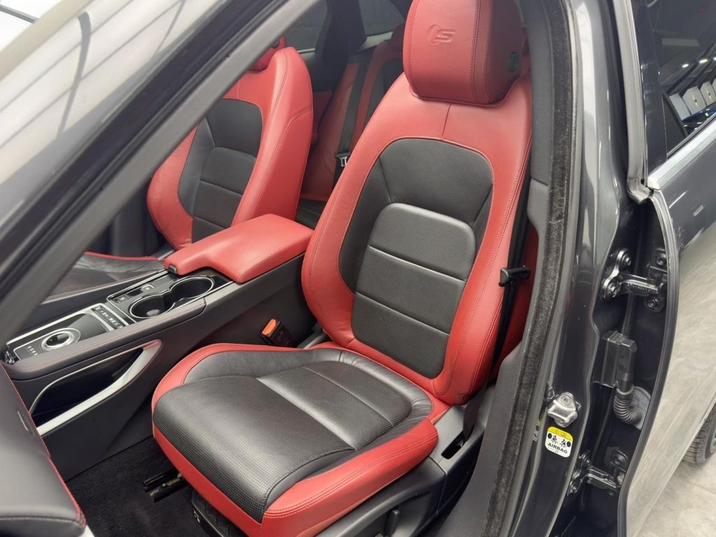 Used Jaguar F-Pace 2016 for sale - 76590795: Photo 15