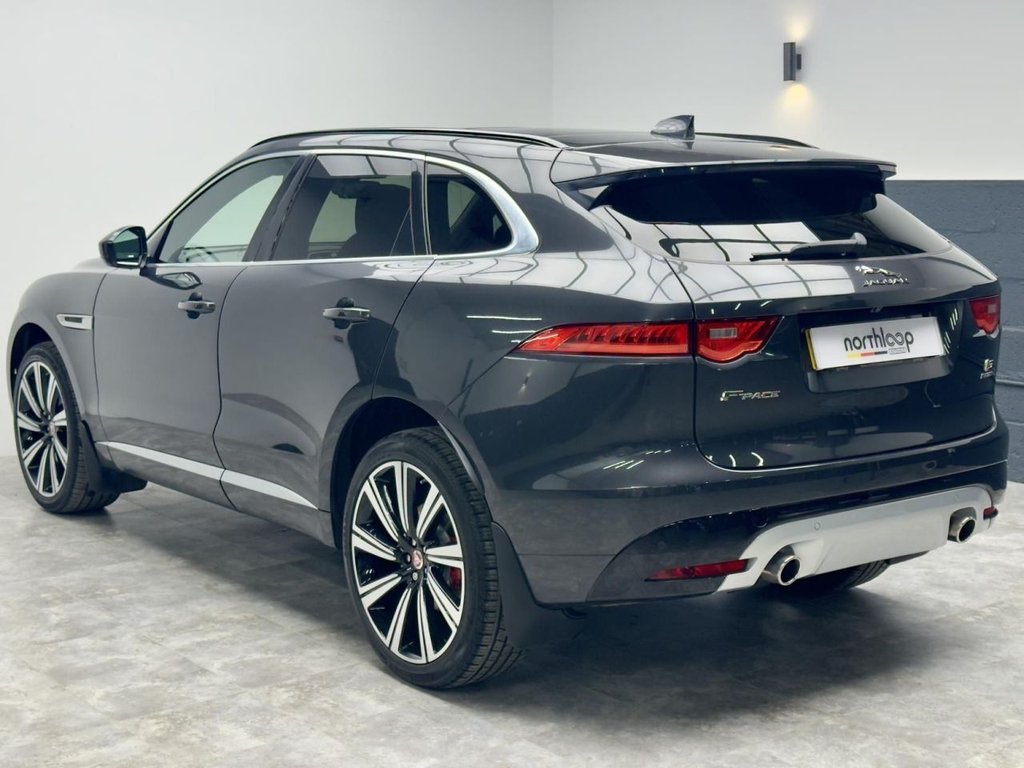 Used Jaguar F-Pace 2016 for sale - 76590795: Photo 16
