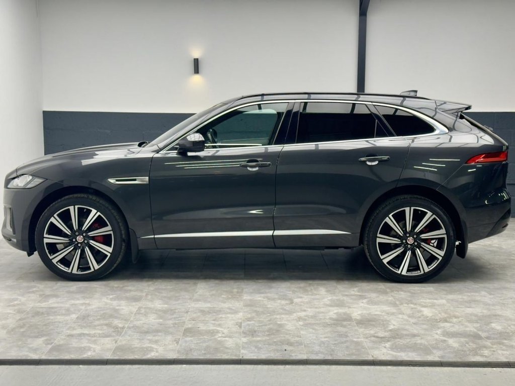 Used Jaguar F-Pace 2016 for sale - 76590795: Photo 24