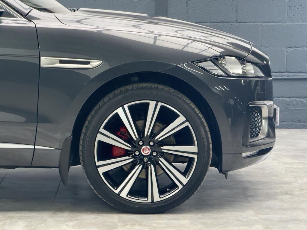 Used Jaguar F-Pace 2016 for sale - 76590795: Photo 26