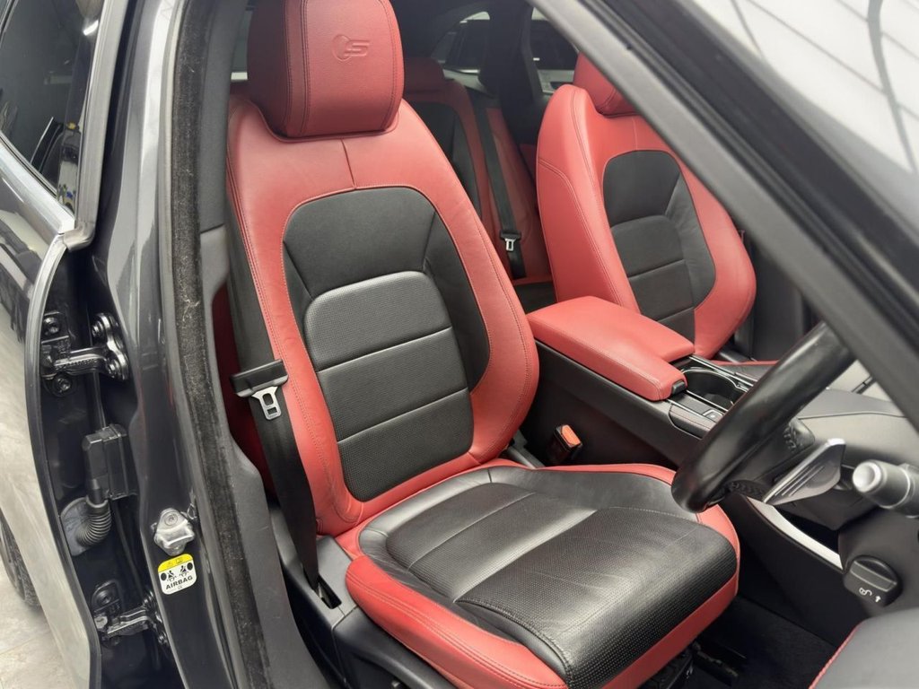 Used Jaguar F-Pace 2016 for sale - 76590795: Photo 3