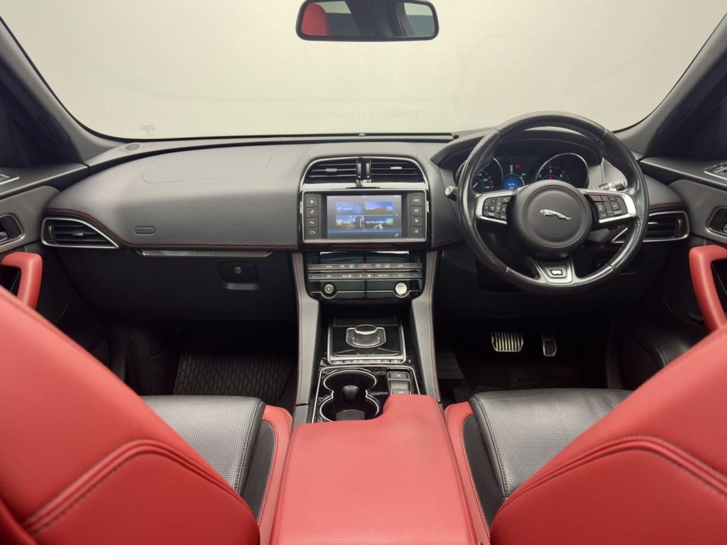 Used Jaguar F-Pace 2016 for sale - 76590795: Photo 34