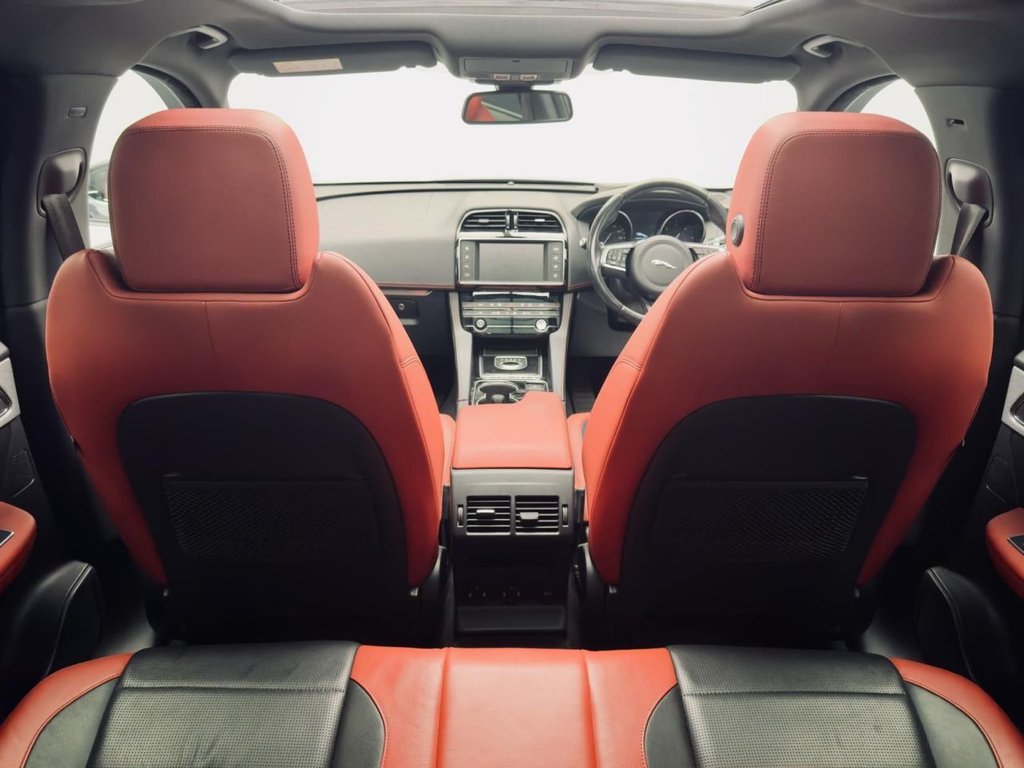 Used Jaguar F-Pace 2016 for sale - 76590795: Photo 38