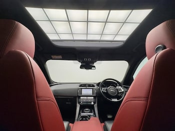 Used Jaguar F-Pace 2016 for sale - 76590795: Photo