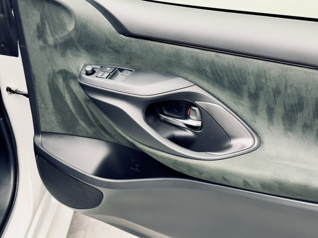 Used Toyota Yaris 2023 for sale - 77507900: Photo 36